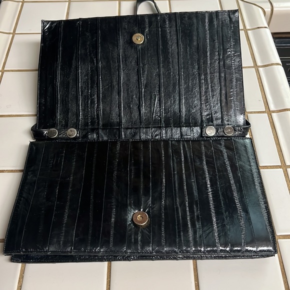 Eel Skin Purse - Picture 2 of 3